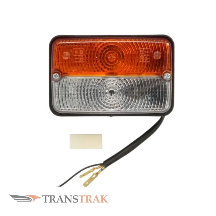 Lampa kierunkowskazu przód L/P CL-AG008 Massey Fer Nowy